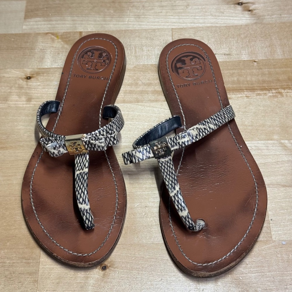Tory Burch Womens Snakeskin Print Bow Thong Sandals Brown Gold Logo Size 5.5